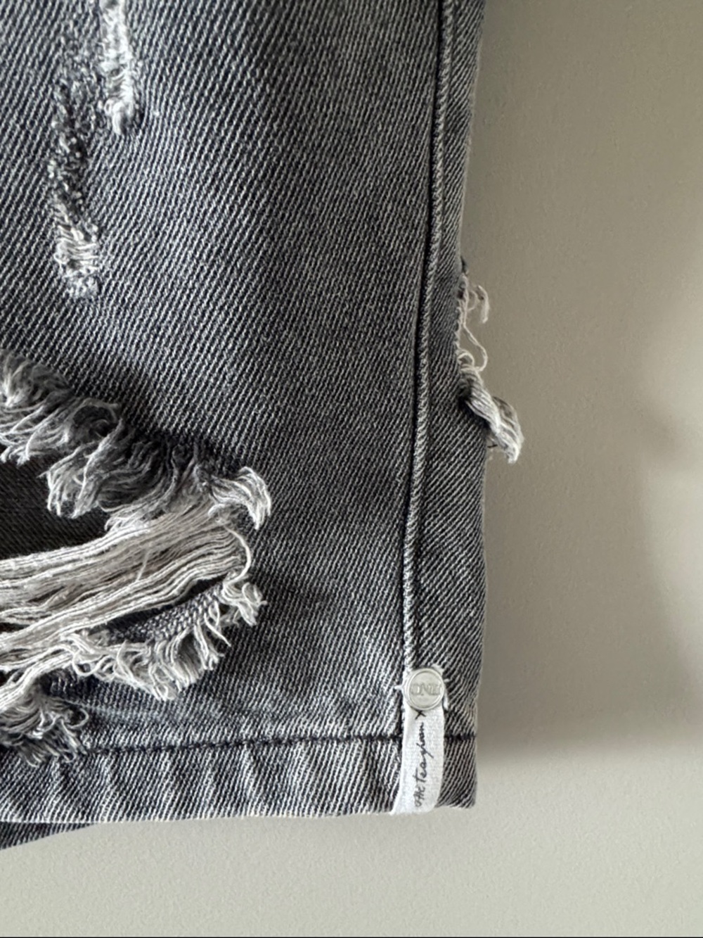 ONE TEASPOON PHANTOM FREELOVE DISTRESSED DENIM PENCIL SKIRT GRAY SIZE 27 - Picture 3 of 6